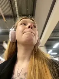 Honey___Hot stripchat stream image