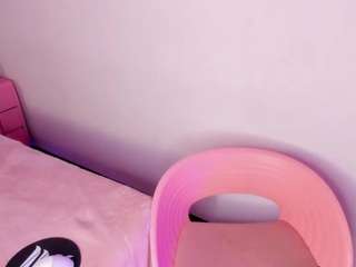 emyliesander camsoda stream image