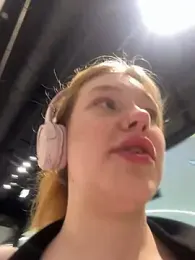 Honey___Hot stripchat stream image