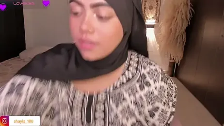 shayla_18 stripchat stream image