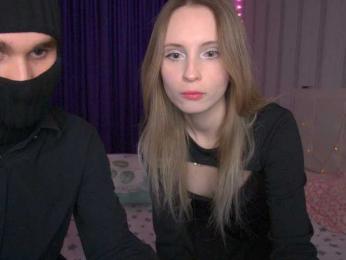 hollyJoys bongacams stream image