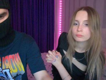 hollyJoys bongacams stream image