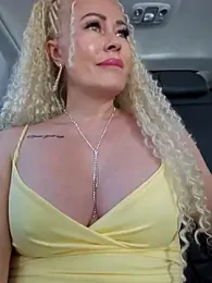 MILFBARBY stripchat stream image