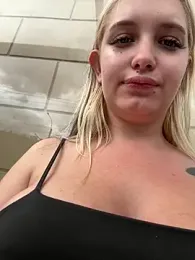 Milkyy_wway stripchat stream image