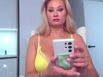 hold-me-tight bongacams stream image