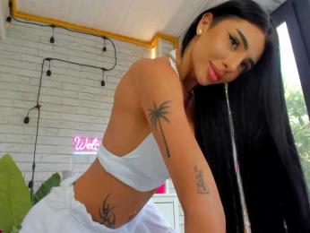 BritneyCharm bongacams stream image