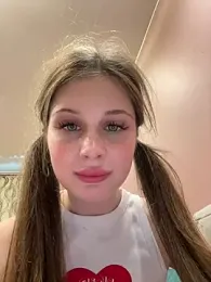 mmelicious stripchat stream image