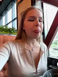 Liza_risky stripchat stream image