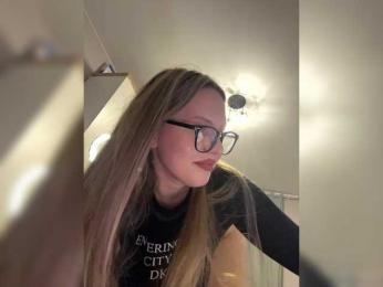 Cris_Mi bongacams stream image