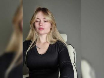 VladaMais bongacams stream image