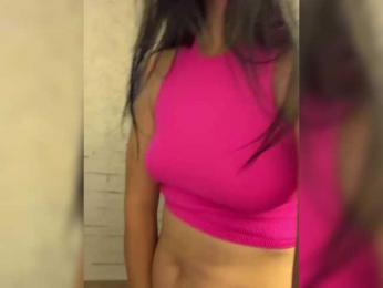 Ylia21112 bongacams stream image