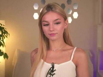 ilittleheart bongacams stream image