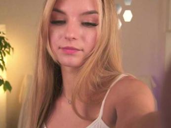 ilittleheart bongacams stream image