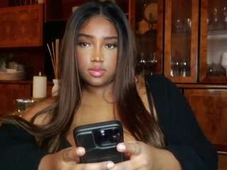 naommiscott camsoda stream image