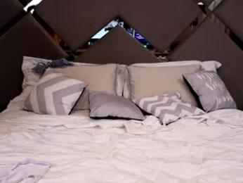 jeangreybianca chaturbate stream image