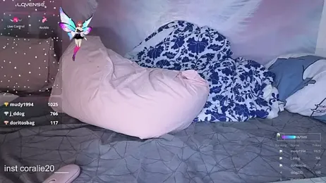 Coralie20_ stripchat stream image