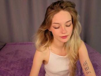 vialeta-baby bongacams stream image