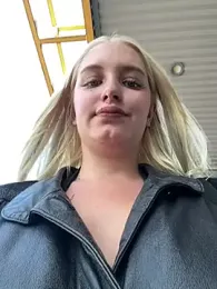 Milkyy_wway stripchat stream image