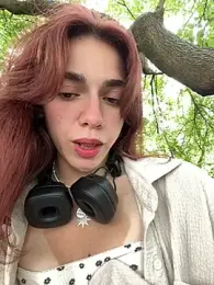 Lily__Belle stripchat stream image