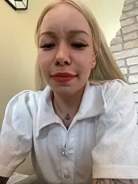 babydolll stripchat stream image