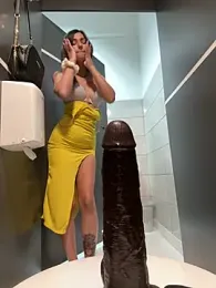 _MiaQueen_ stripchat stream image