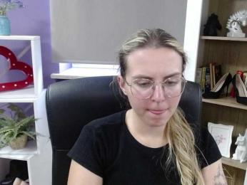 Soft-Zoey bongacams stream image