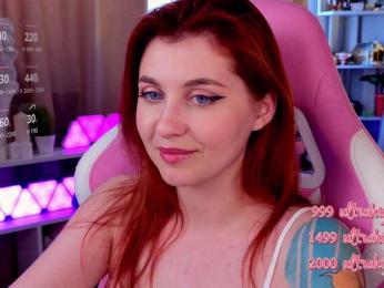 HoneyCherry bongacams stream image