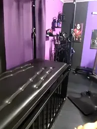 beauty-of-pain stripchat stream image