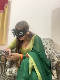 HoneyBearCpl stripchat stream image