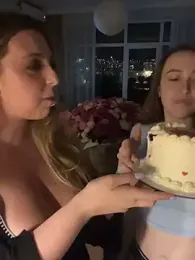 curvyflawless stripchat stream image