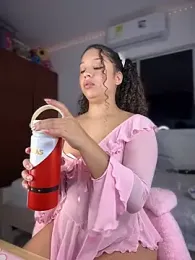 Shara_dreams stripchat stream image