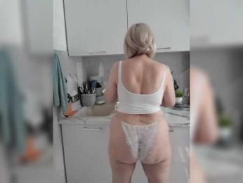 mery8poppins bongacams stream image