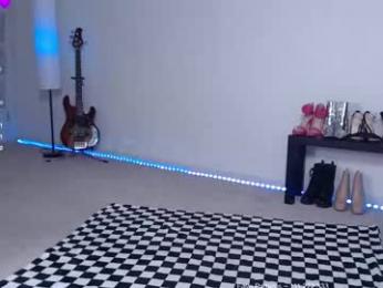 petitebrat chaturbate stream image