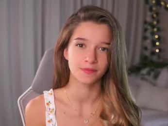 little_poetry chaturbate stream image