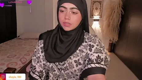 shayla_18 stripchat stream image