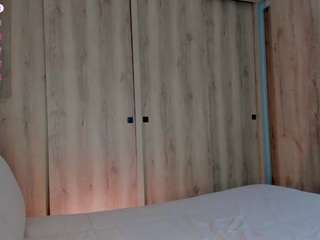 lauracriistina camsoda stream image