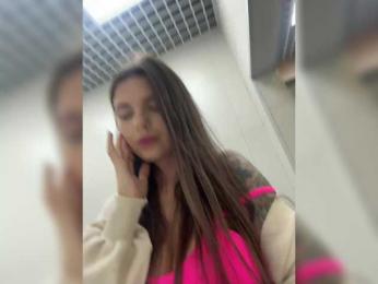 Oops_kiraa bongacams stream image