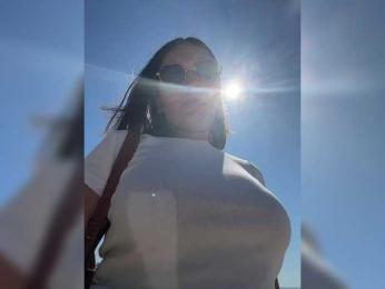 wlcm2talilia bongacams stream image