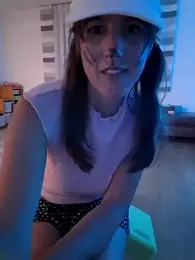 SexyLayla1 stripchat stream image