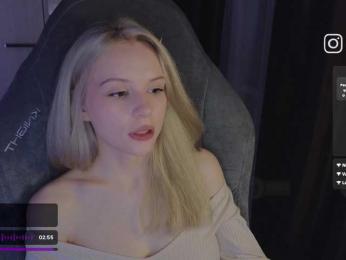 fymryn bongacams stream image