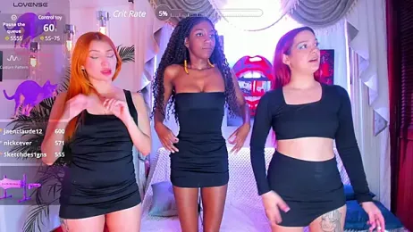 hotties_kittens stripchat stream image