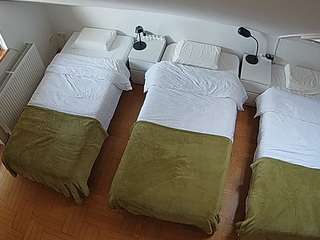 voyeurcam-julmodels-bed-7 camsoda stream image