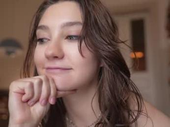 mia_elfie chaturbate stream image