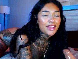 avaevee camsoda stream image