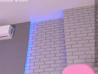 hazel7 camsoda stream image