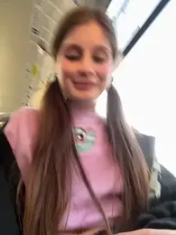 mmelicious stripchat stream image