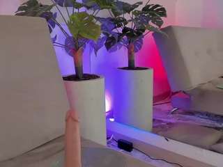 riley-pride camsoda stream image