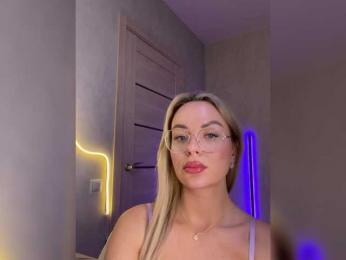 Mila-m bongacams stream image