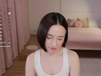 MissEssie bongacams stream image