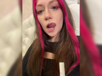 LuckyStar bongacams stream image